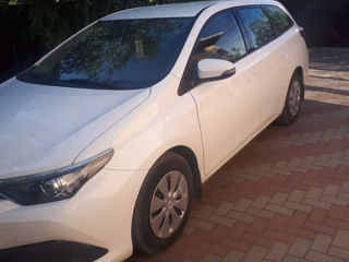 Toyota Auris foto 2