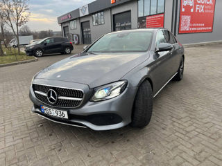 Mercedes E-Class foto 4