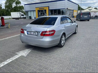 Mercedes E-Class foto 4