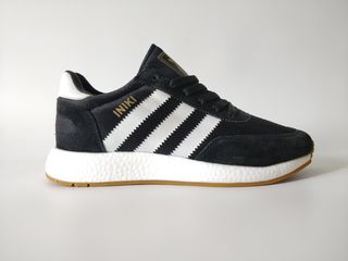 Adidas iniki black white foto 1