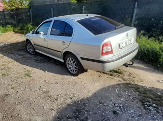 Skoda Octavia foto 1