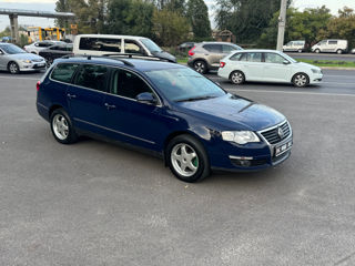 Volkswagen Passat foto 3