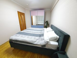 Spre Chirie apartament, 2-camere + Living, Bloc nou, Centru, Lev Tolstoi Hipermarket N-1 foto 8