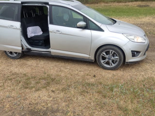 Ford Grand C-MAX фото 5