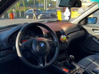 BMW 3 Series foto 4