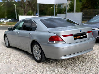 BMW 7 Series foto 4