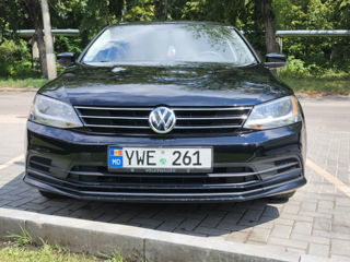 Volkswagen Jetta foto 2