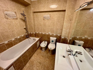 2-х комнатная квартира, 102 м², Центр, Кишинёв фото 9