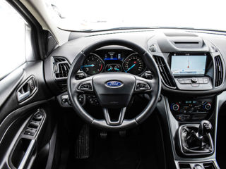 Ford Kuga foto 10