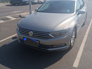 Volkswagen Passat foto 9