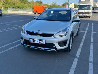 KIA Rio X-Line