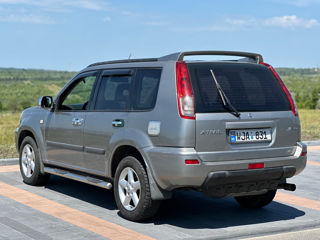 Nissan X-Trail foto 4