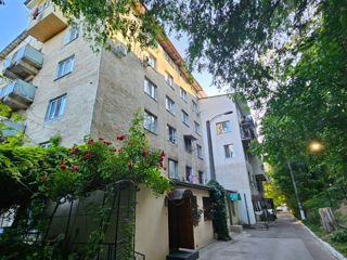 Apartament cu 2 camere, 55 m², Buiucani, Chișinău foto 1