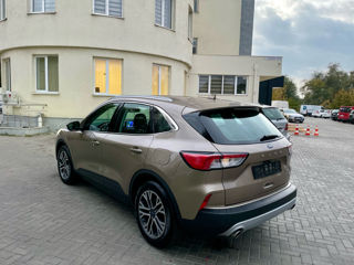 Ford Kuga foto 4