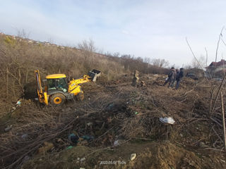 Уборка участков, вывоз мусора Curățim terenurile, sapam pământul foto 4