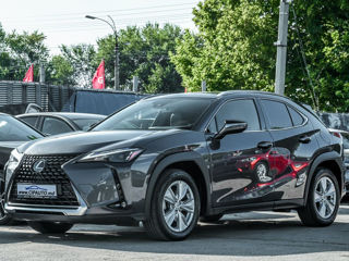 Lexus UX foto 2