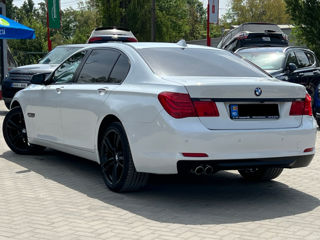 BMW 7 Series foto 3