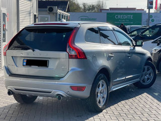 Volvo XC60 фото 5