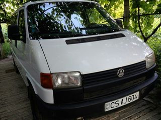 Volkswagen Transporter foto 1