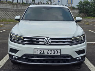 Volkswagen Touareg foto 2