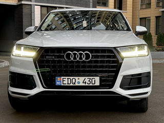 Audi Q7 foto 2