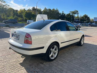 Volkswagen Passat foto 9