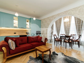 Apartament cu 2 camere, 81 m², Centru, Chișinău foto 1