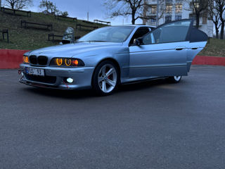 BMW 5 Series foto 2