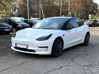 Tesla Model 3 foto 3