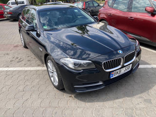 BMW 5 Series foto 3