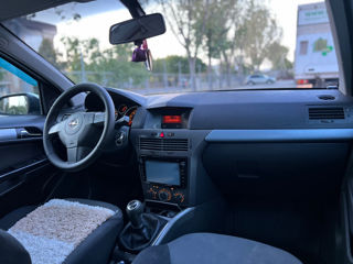 Opel Astra foto 18