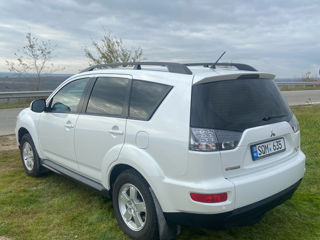 Mitsubishi Outlander foto 4