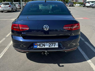 Volkswagen Passat foto 3