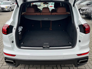 Porsche Cayenne foto 7