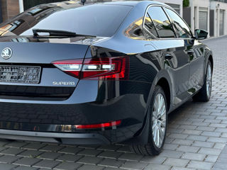 Skoda Superb foto 9