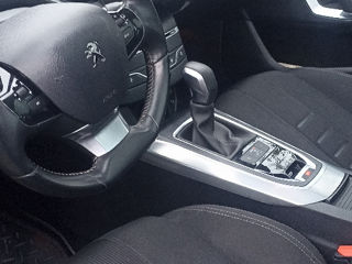 Peugeot 308 foto 8