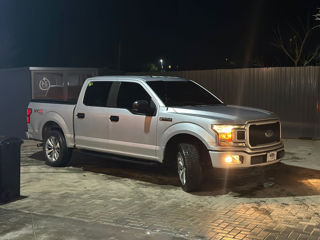 Ford F-150 foto 10