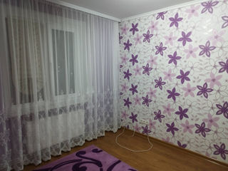 Apartament cu 3 camere, 70 m², Tineret, Ungheni foto 6