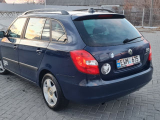 Skoda Fabia foto 3