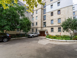 Apartament cu 2 camere, 55 m², Poșta Veche, Chișinău