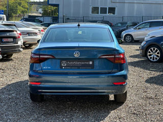 Volkswagen Jetta foto 5