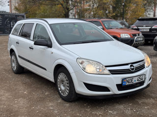 Opel Astra foto 2