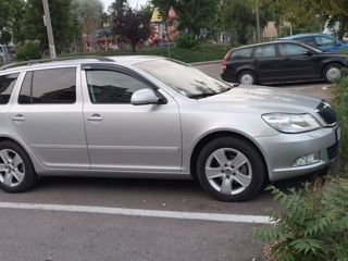 Skoda Octavia foto 1