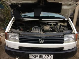 Volkswagen T4 foto 1