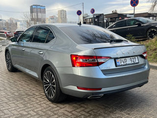 Skoda Superb foto 8