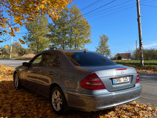 Mercedes E-Class foto 10