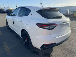 Maserati Levante foto 7