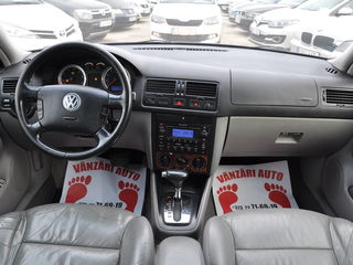 Volkswagen Jetta foto 7