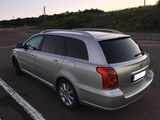 Toyota Avensis foto 3