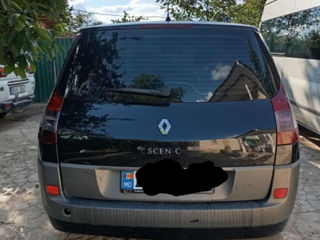 Renault Grand Scenic foto 3